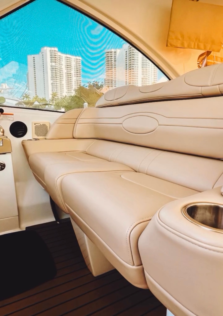 Yacht Interior Salon Seating