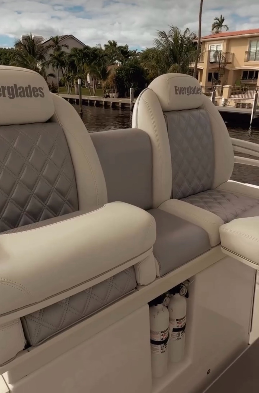 Luxury Everglades Helm Seats with Diamond Stitch